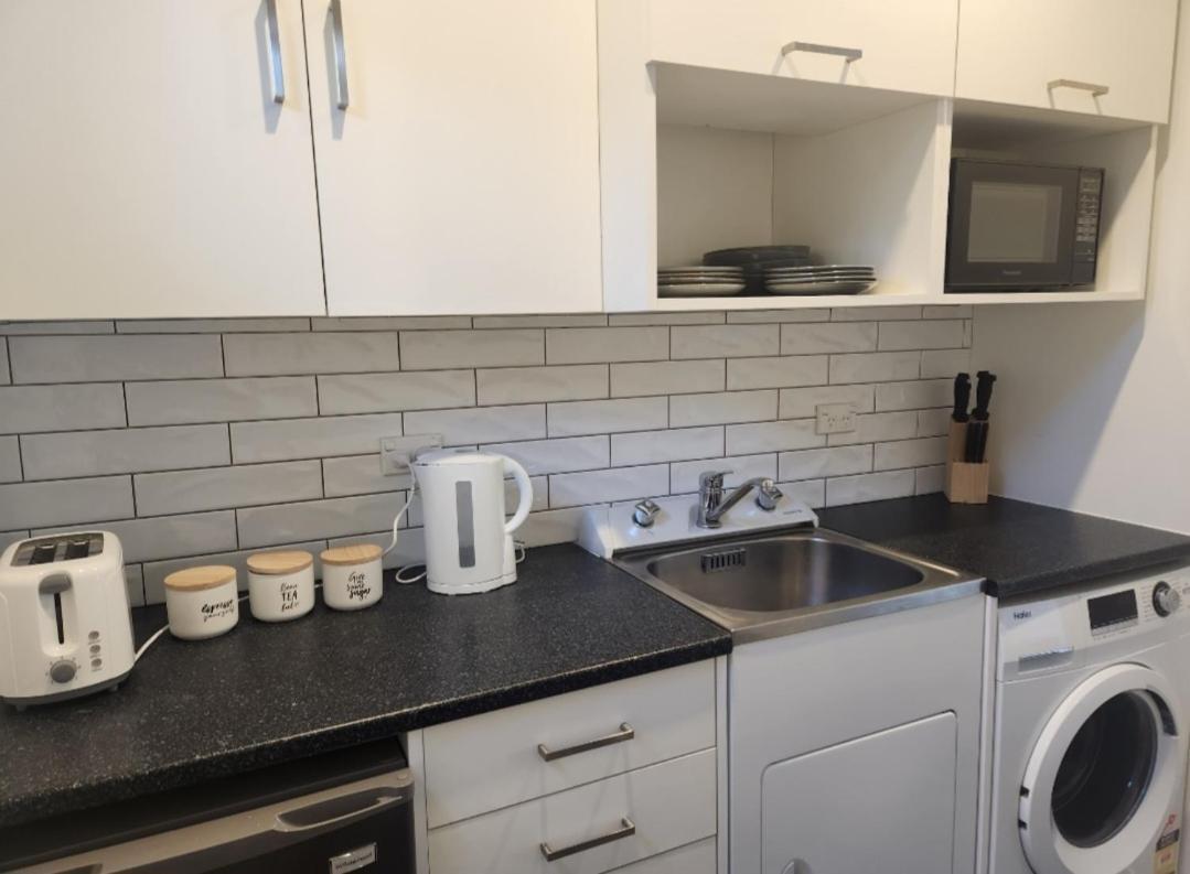 Sarah'S Guest House Havelock North Bagian luar foto